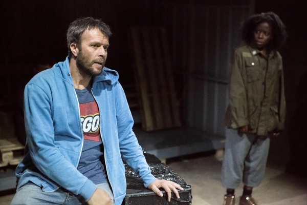Photo Flash: First Look at CARGO at the Arcola Theatre Image