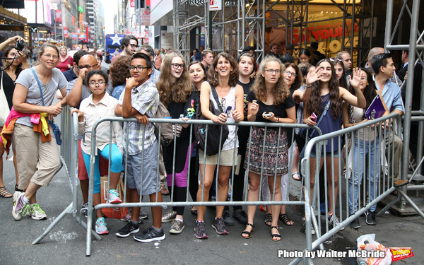 Photo Coverage: Fans Gather for Lin-Manuel Miranda's Final Performance in HAMILTON Image