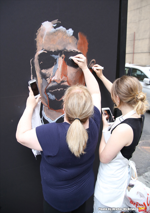 Photo Coverage: Fans Gather for Lin-Manuel Miranda's Final Performance in HAMILTON Image