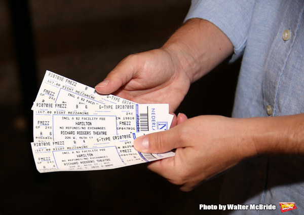 Photo Coverage: Fans Gather for Lin-Manuel Miranda's Final Performance in HAMILTON Image