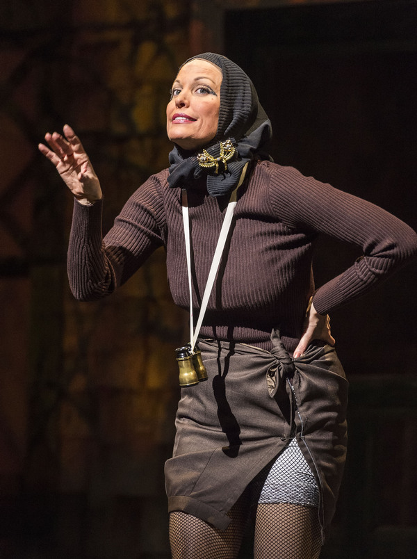 Photo Flash: First Look at Betty Buckley and Rachel York in GREY GARDENS at the Ahmanson Image