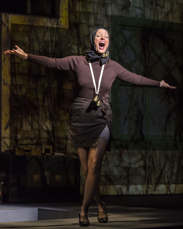 Photo Flash: First Look at Betty Buckley and Rachel York in GREY GARDENS at the Ahmanson Image
