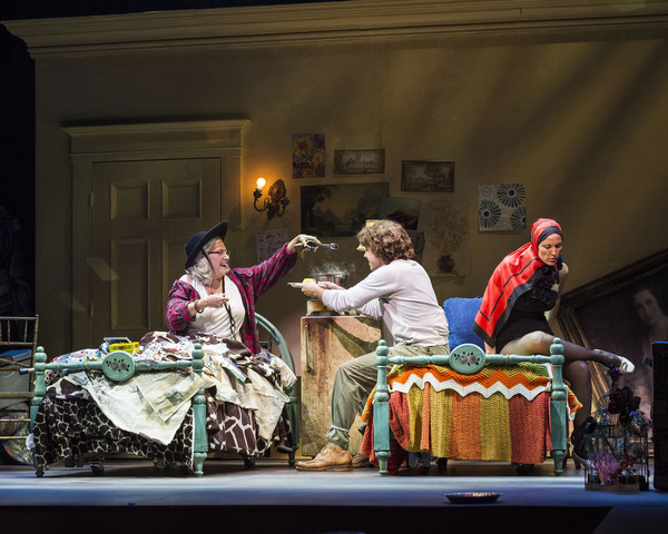 Photo Flash: First Look at Betty Buckley and Rachel York in GREY GARDENS at the Ahmanson 