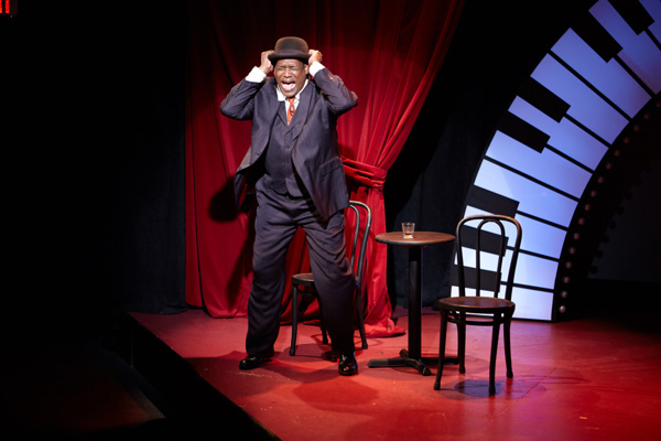Photo Flash: First Look at North Coast Rep's AIN'T MISBEHAVIN' Image