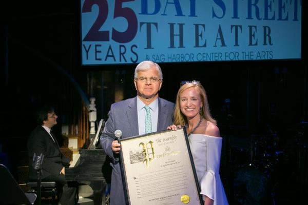Photo Flash: Bay Street Theater Hosts 25th Anniversary Gala - Alec Baldwin, Jason Alexander & More Attend! Image