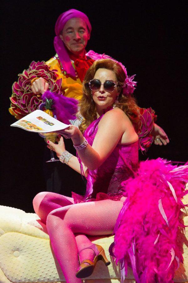 Photo Flash: First Look at Jason Graae, Sharon Wilkins, John Treacy Egan, Bets Malone and More in SEUSSICAL at Music Circus Image