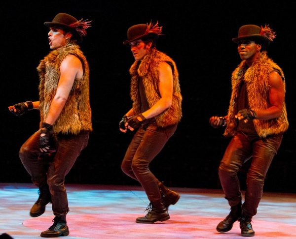 Photo Flash: First Look at Jason Graae, Sharon Wilkins, John Treacy Egan, Bets Malone and More in SEUSSICAL at Music Circus Image