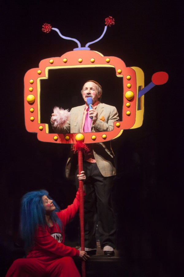 Photo Flash: First Look at Jason Graae, Sharon Wilkins, John Treacy Egan, Bets Malone and More in SEUSSICAL at Music Circus Image