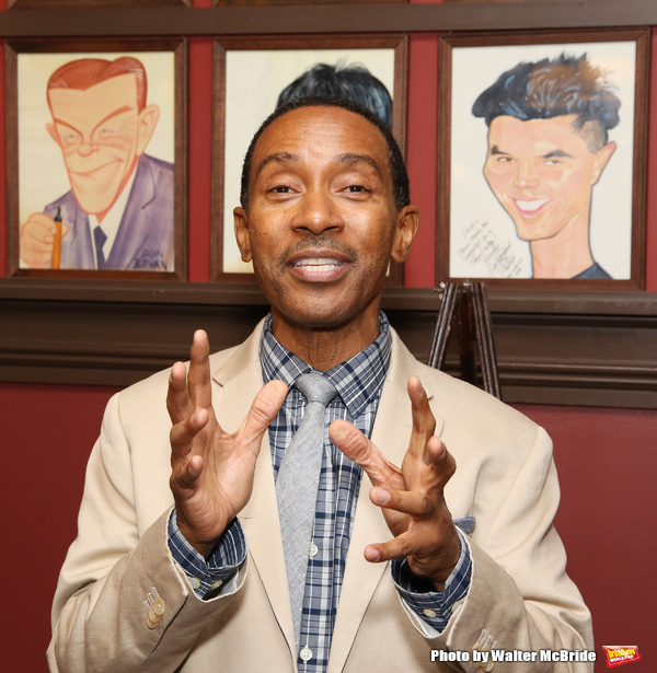 Photo Coverage: MOTOWN's Berry Gordy gets His Place on the Walls of Sardi's! Image