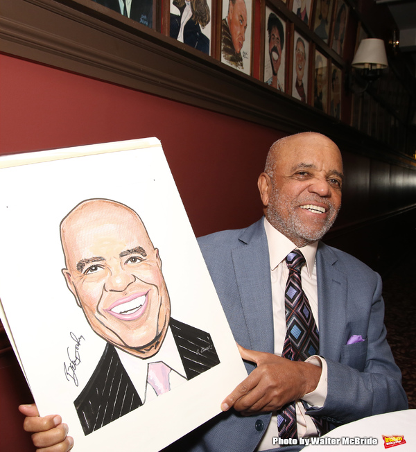 Photo Coverage: MOTOWN's Berry Gordy gets His Place on the Walls of Sardi's! Image