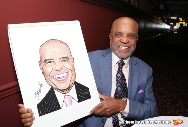 Photo Coverage: MOTOWN's Berry Gordy gets His Place on the Walls of Sardi's! Image
