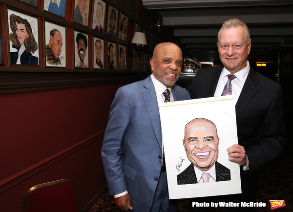 Photo Coverage: MOTOWN's Berry Gordy gets His Place on the Walls of Sardi's! Image