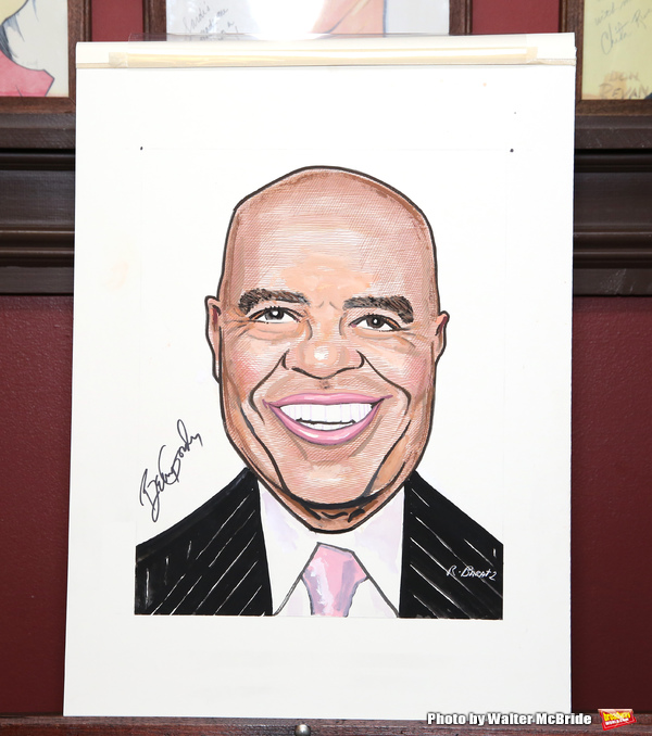 Photo Coverage: MOTOWN's Berry Gordy gets His Place on the Walls of Sardi's! Image