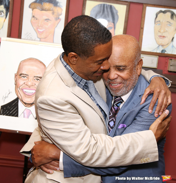Photo Coverage: MOTOWN's Berry Gordy gets His Place on the Walls of Sardi's! Image