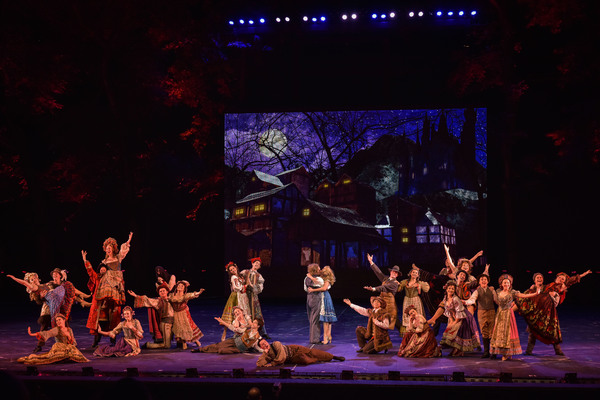 Photo Flash: First Look at Robert Petkoff, Stephanie Gibson, Steve Rosen and More in YOUNG FRANKENSTEIN at The Muny Image