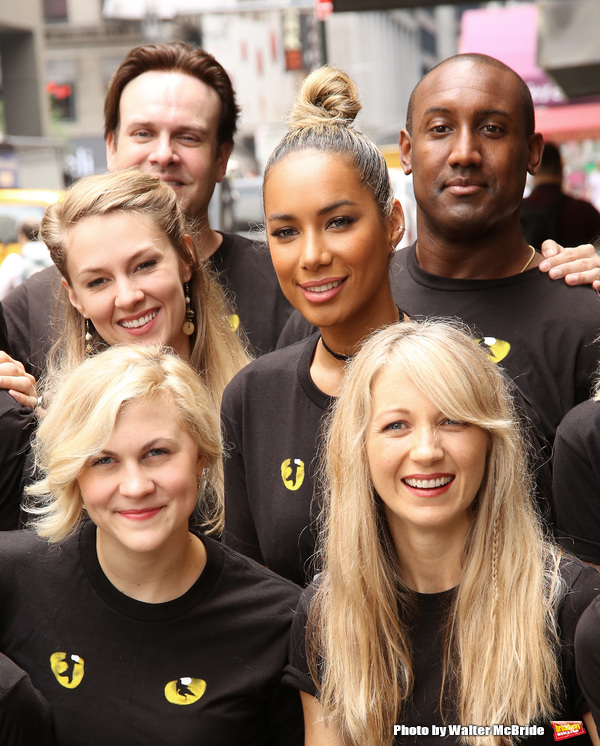Leona Lewis and cast Photo