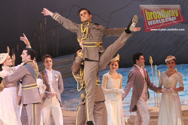 Photo Coverage: The Australian Ballet's SWAN LAKE Graces the Stage at ENO Image