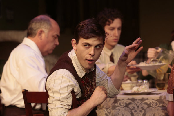 Photo Flash: First Look at BRIGHTON BEACH MEMOIRS, Opening Tonight at Virginia Rep Image
