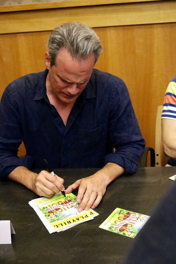 Photo Flash: Andrew Keenan-Bolger, Miller & Tysen and More Sign TUCK EVERLASTING Album at Barnes & Noble Image