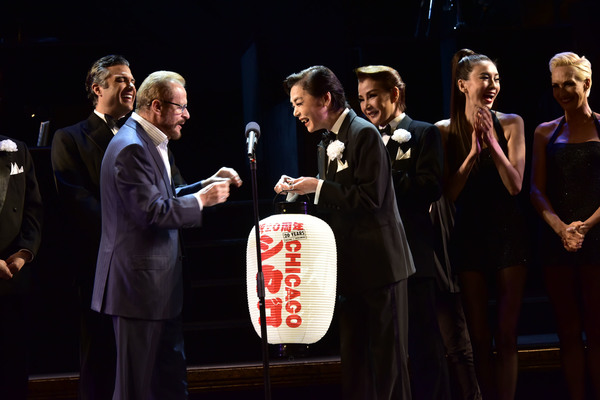 Photo Flash: Worlds Collide When Takarazuka CHICAGO Meets Broadway Cast! Image