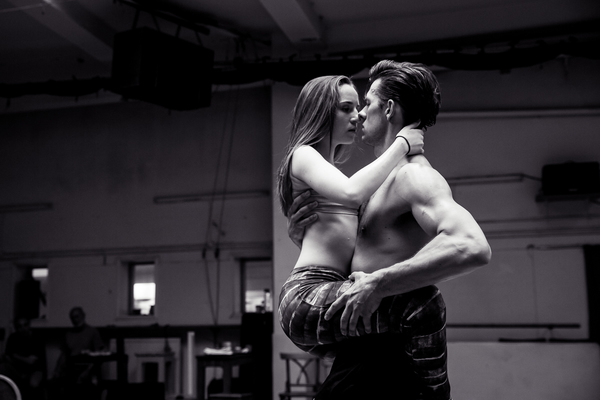 Photo Flash: DIRTY DANCING On Tour In Rehearsal Image