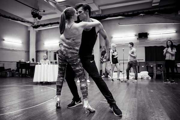 Photo Flash: DIRTY DANCING On Tour In Rehearsal Image