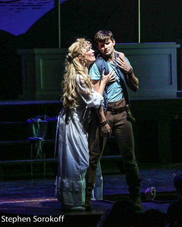 Scarlett Strallen & Kyle Dean Massey Photo