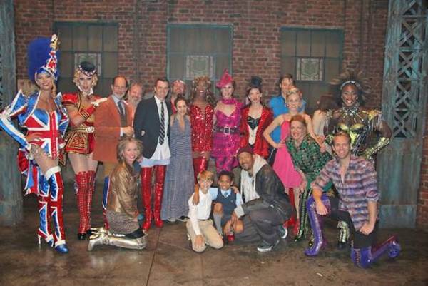 Photo Flash: AMERICAN IDOL Star Kara DioGuardi Visits Broadway's KINKY BOOTS Image