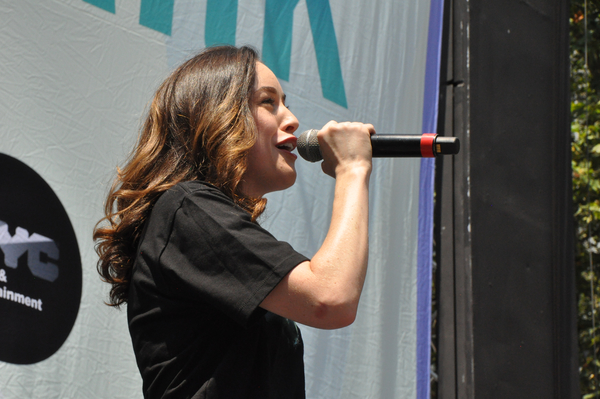 Photo Coverage: Casts of PARAMOUR, LES MIZ & More Bring it Home to Bryant Park Image