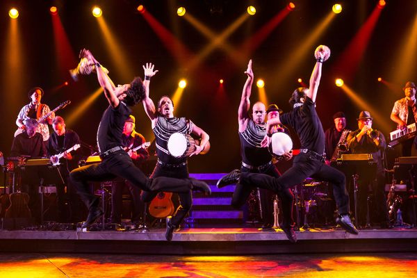 Photo Flash: First Look at ON YOUR FEET!'s New 'Emilio' - Ektor Rivera! Image