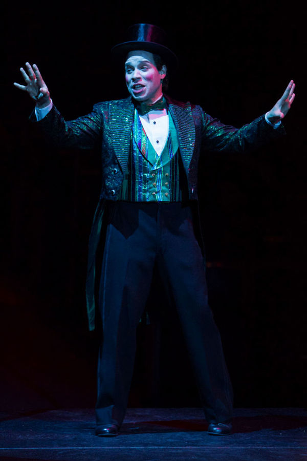 Photo Flash: First Look at Robin De Jesus, Kaleigh Cronin, Hunter Ryan Herdlicka and More in CABARET at Music Circus Image