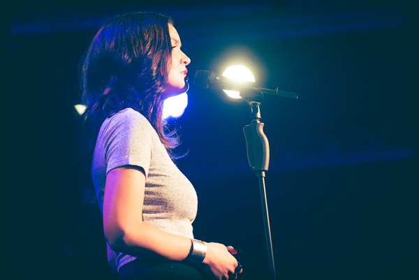 Photo Flash: Jennifer Damiano Makes Stunning Solo Debut at Feinstein's/54 Below Image