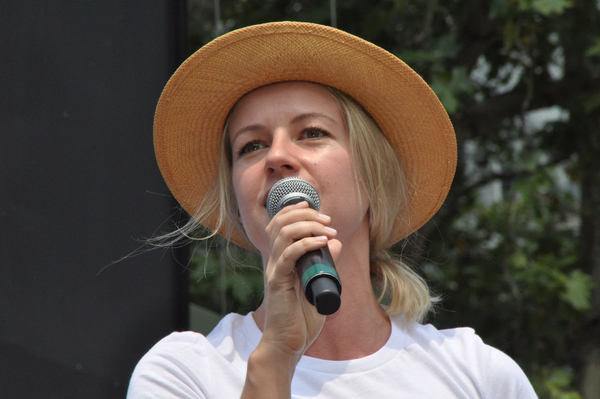 Photo Coverage: Casts of GREAT COMET, WAITRESS & More Arrive at Broadway In Bryant Park! Image