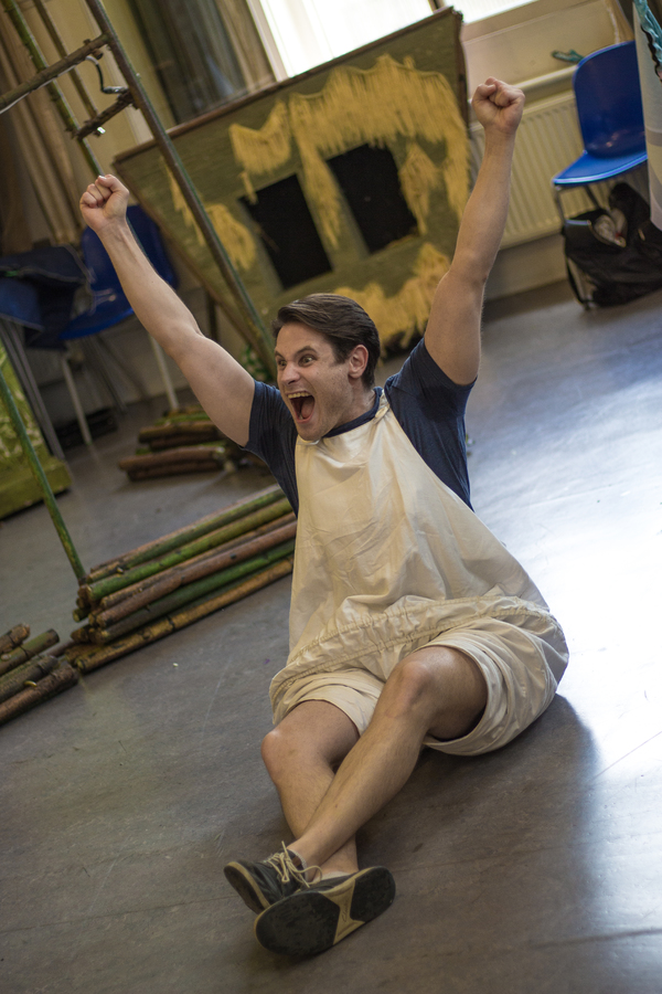 Photo Flash: 3 LITTLE PIGS TOUR in Rehearsal Image