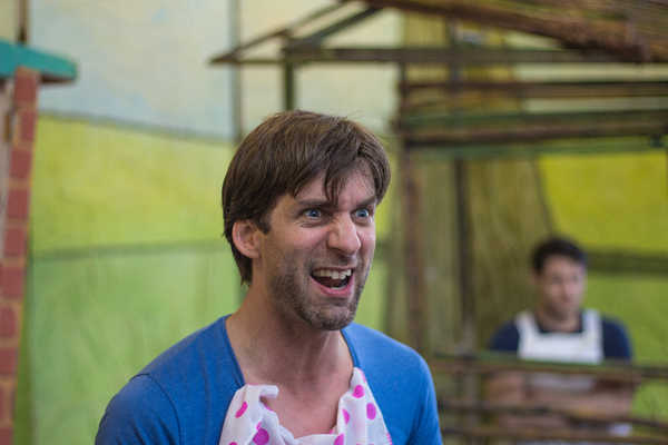 Photo Flash: 3 LITTLE PIGS TOUR in Rehearsal Image