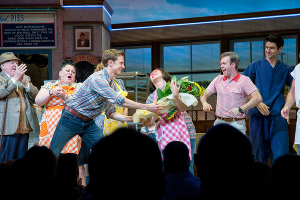Photo Coverage: Jenna Ushkowitz Takes First Bows in WAITRESS Image