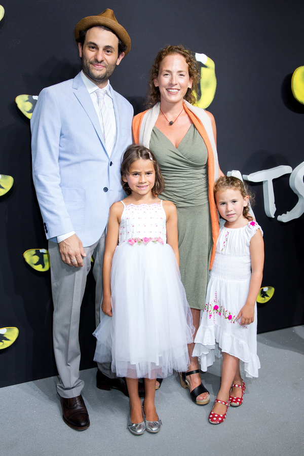 Photo Coverage: On the Red Carpet for Opening Night of CATS! Image