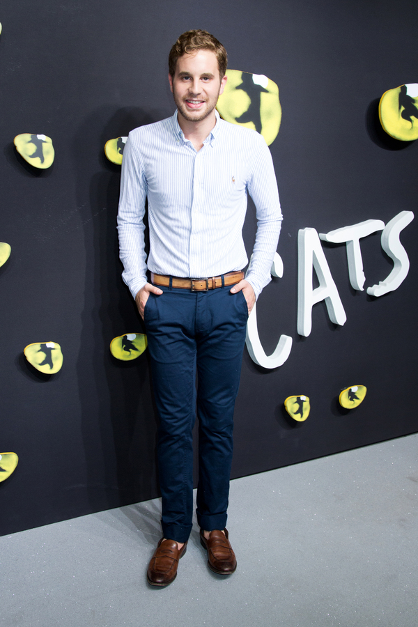 Photo Coverage: On the Red Carpet for Opening Night of CATS! Image