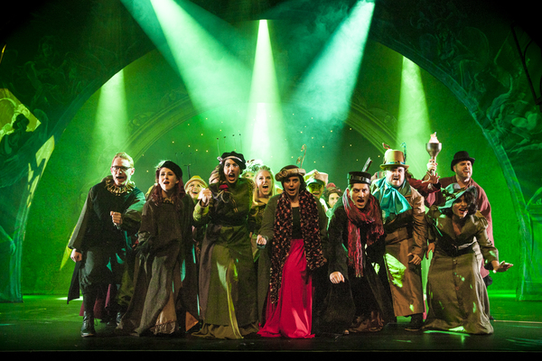 Photo Flash: First Look at Wayne Scott Kermond, Ashleigh O'Brien and More in the Australian Non-Professional Production of WICKED  Image