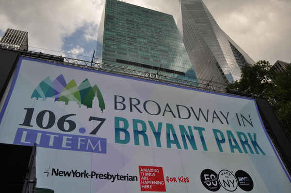 Photo Coverage: HOLIDAY INN, AN AMERICAN IN PARIS & More Perform at Broadway in Bryant Park! 