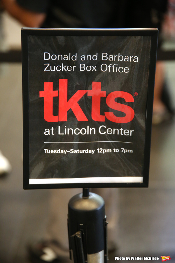 Photo Coverage: New TKTS Booth Pops Up at Lincoln Center  Image