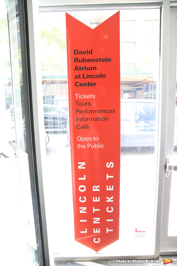 Photo Coverage: New TKTS Booth Pops Up at Lincoln Center  Image