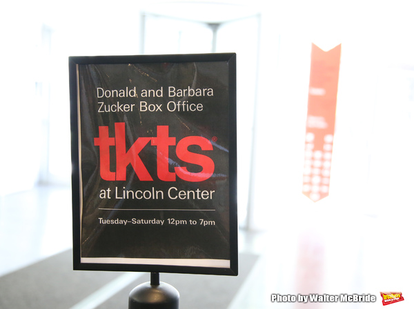 Photo Coverage: New TKTS Booth Pops Up at Lincoln Center  Image