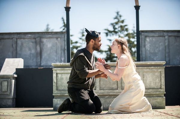 Photo Flash: Closing Week for Island Stage Left's ROMEO AND JULIET Image