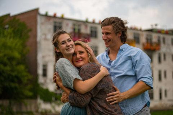 Photo Flash: MAMMA MIA! at the Paramount Theatre Image
