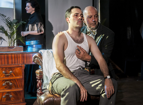 Photo Flash: First Look at THE LAST TYCOON's European Premiere Image
