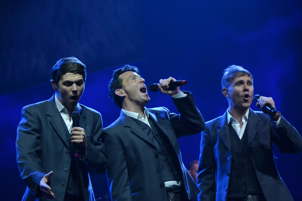 Photo Coverage: Celtic Thunder from Soundcheck to Post Show Image