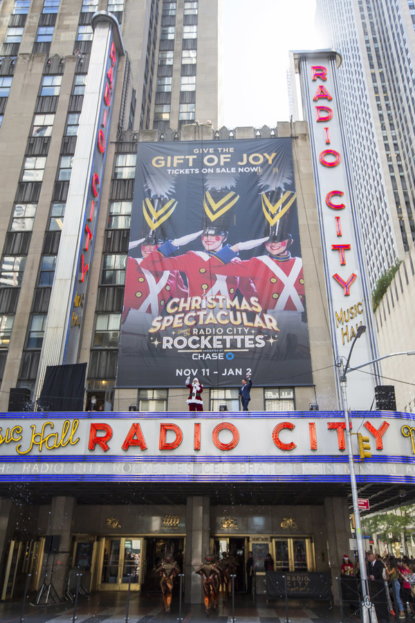 Photo Flash: The Rockettes Prance in CHRISTMAS IN AUGUST Outside Radio City Image