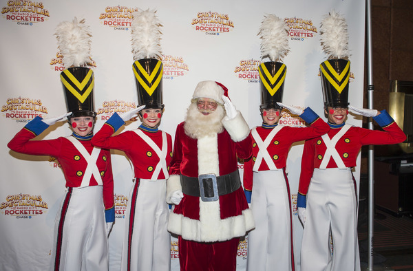 Photo Flash: The Rockettes Prance in CHRISTMAS IN AUGUST Outside Radio City Image