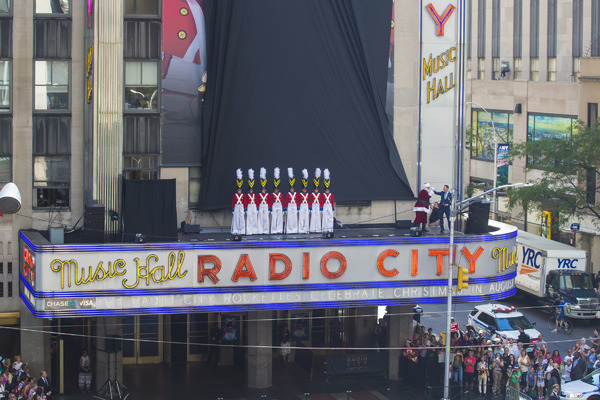 Photo Flash: The Rockettes Prance in CHRISTMAS IN AUGUST Outside Radio City Image